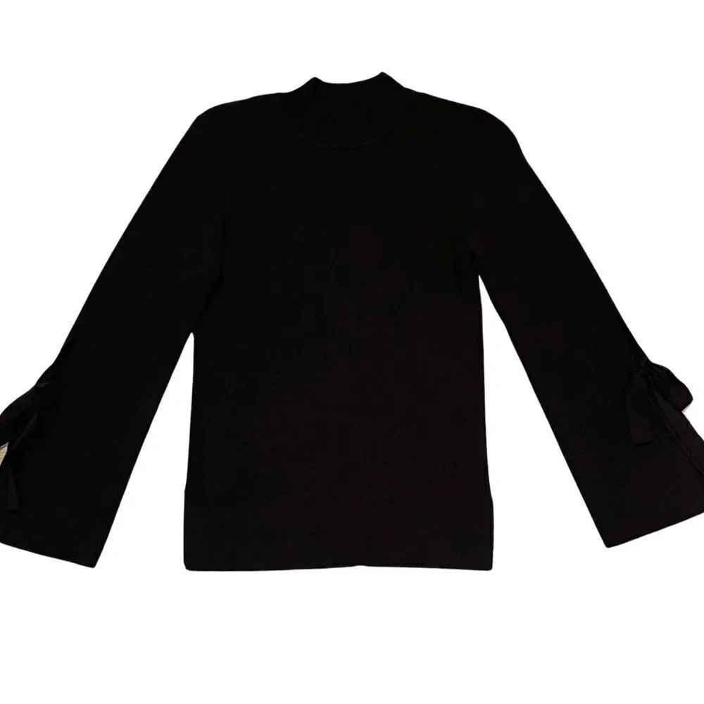 Mock Neck Long Sleeve Knit Sweater. Size: Medium Color: Black